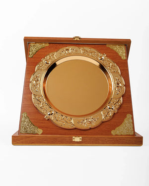 MEDIUM GOLD PLATE WITH HAVANA BOX AH-6-49