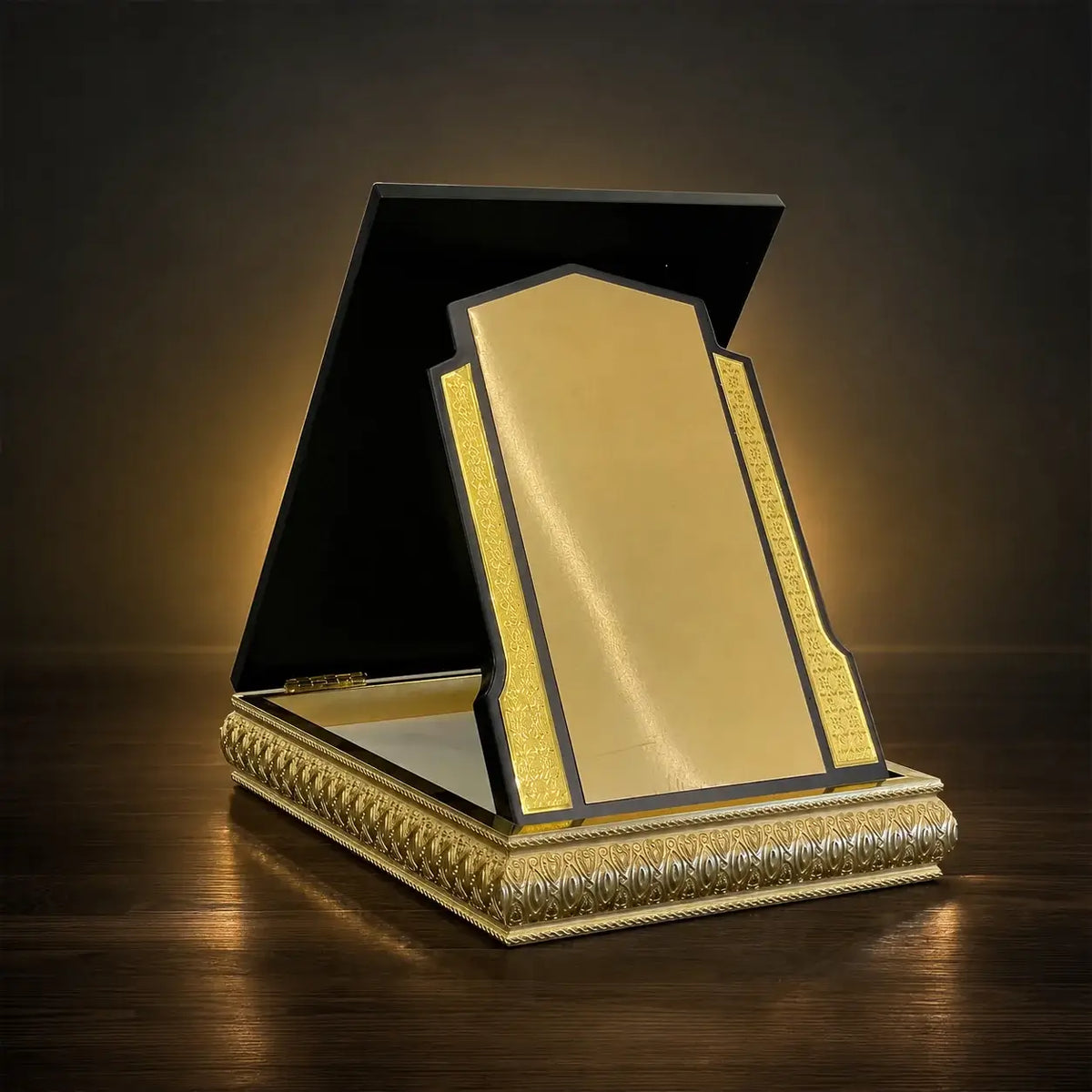 Black Quran Shield AS-W-12B