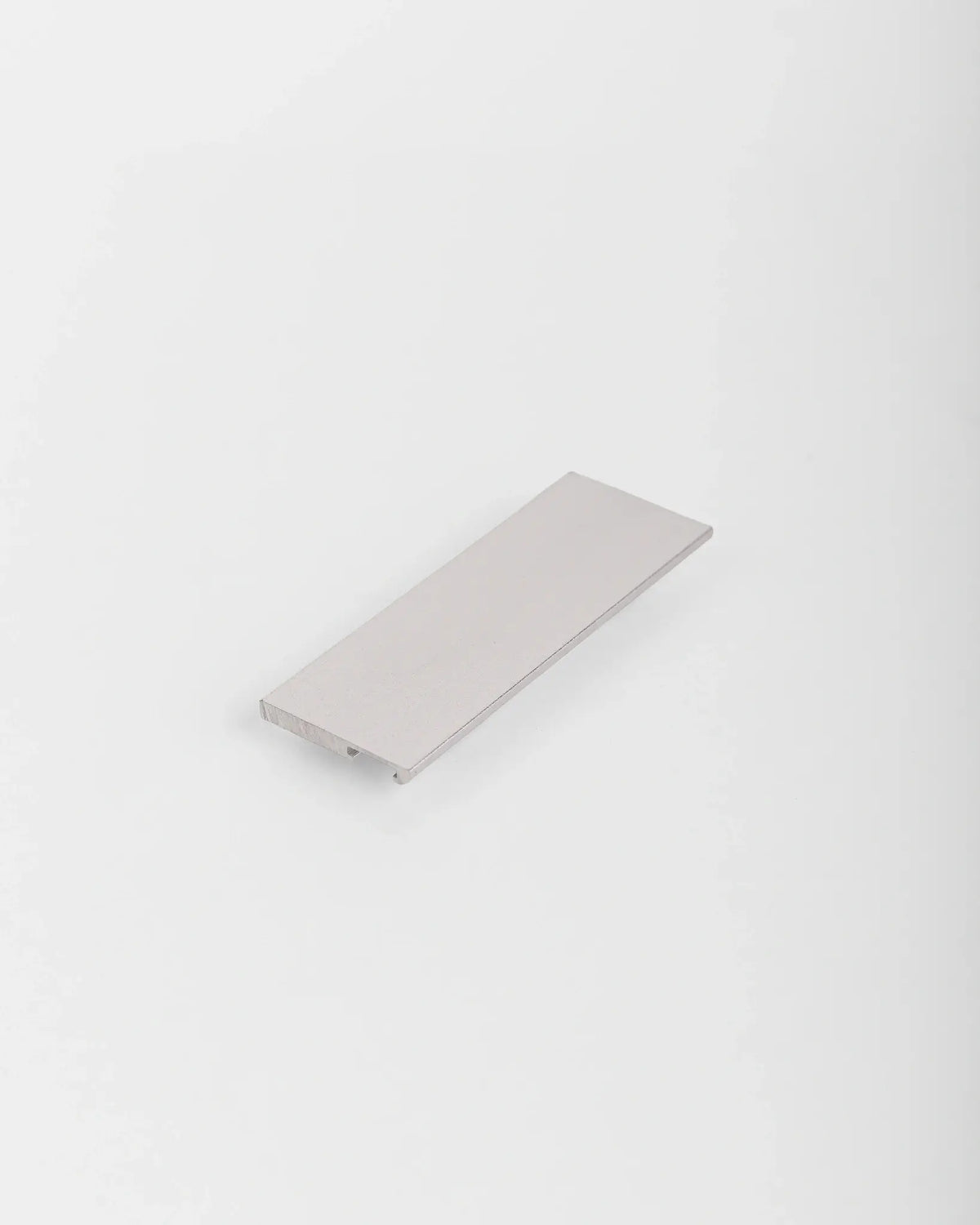 SIMPLE SILVER METAL BADGE BDG-04