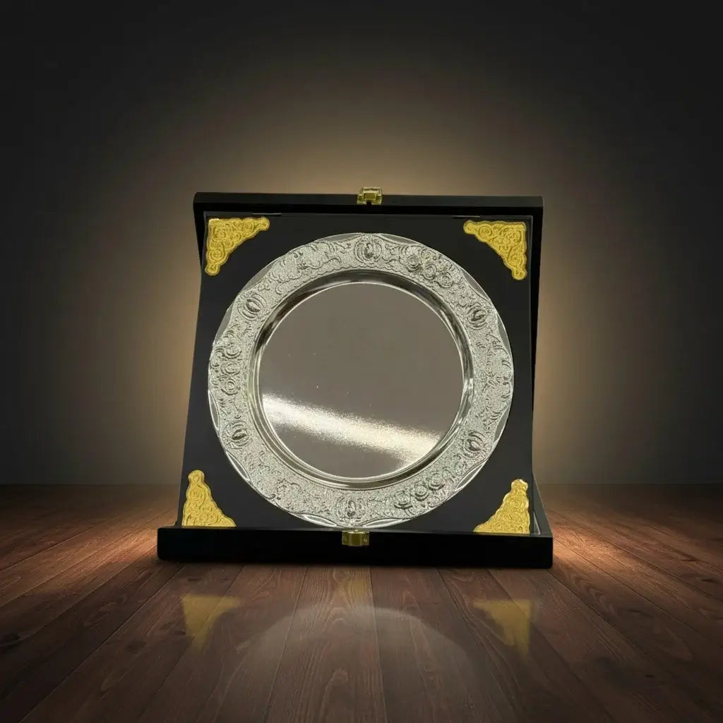 Medium Wooden Plate – Black & Silver