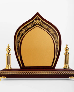LARGE WOODEN GATE AWARD W-4001