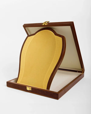 MEDIUM ORNATE WOODEN SHIELD WW-05