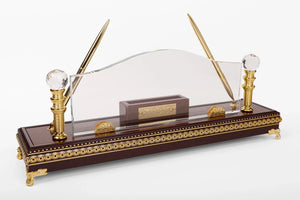 GOLD CRYSTAL DESK PYRAMID W-12