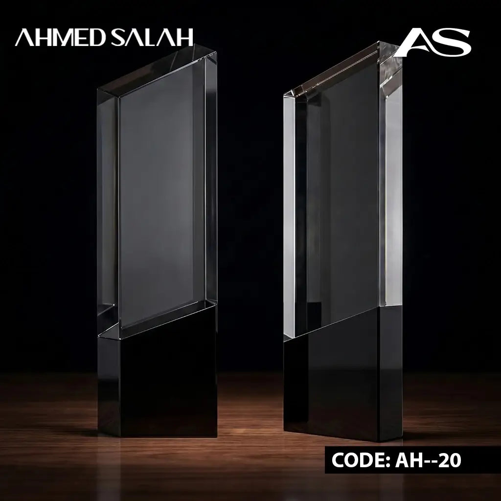 SMALL CRYSTAL AWARD WITH BLACK BASE AH-20