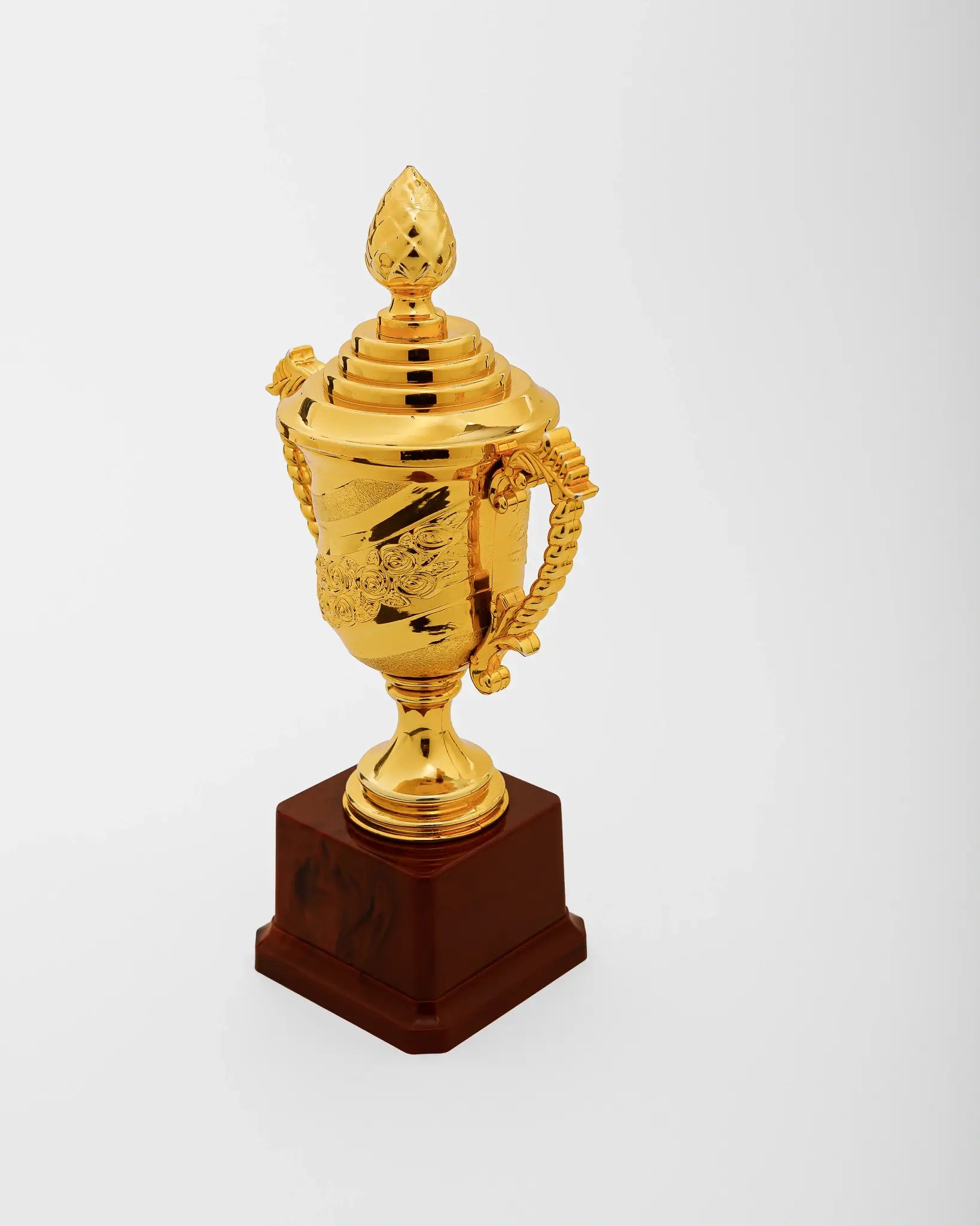 GOLD OSCAR TROPHY CUP AS-AH-17