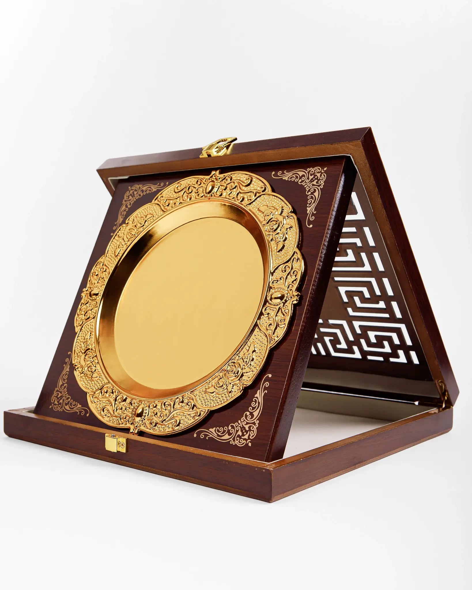 SMALL GOLD WOODEN PLATE AS-AH-2