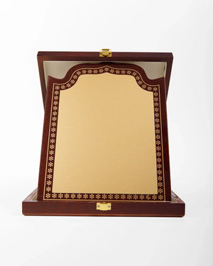 ARABESQUE WOODEN AWARD W-202