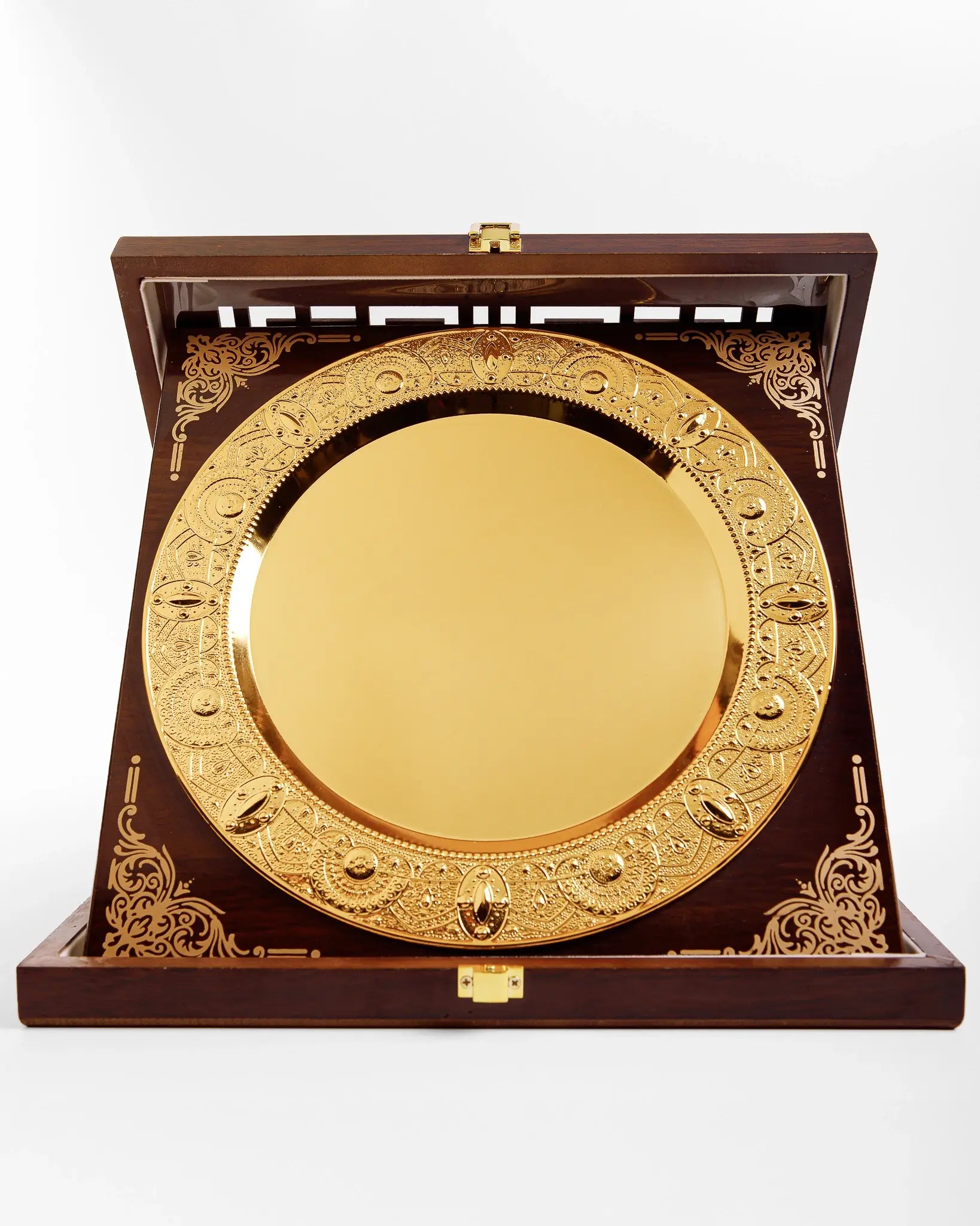 MEDIUM GOLD WOODEN PLATE AS-AH-6 ( WHOLESALE )
