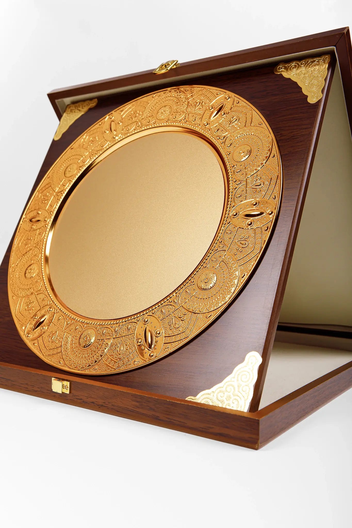 LARGE GOLD WOODEN PLATE AS-AH-7 ( WHOLESALE )