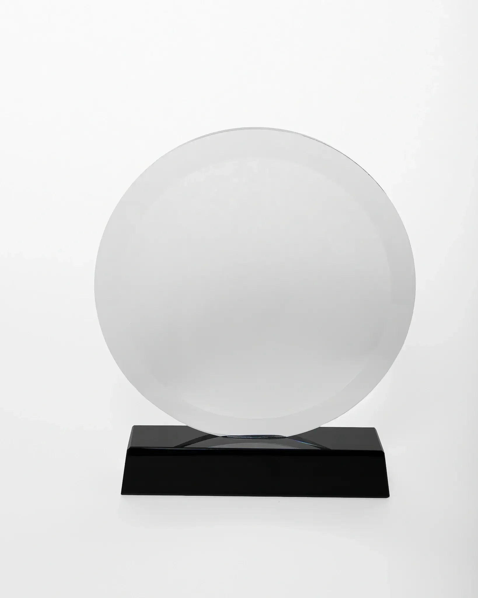 ROUND CRYSTAL AWARD WITH WOODEN BOX ASH-1-1 ( WHOLESALE )