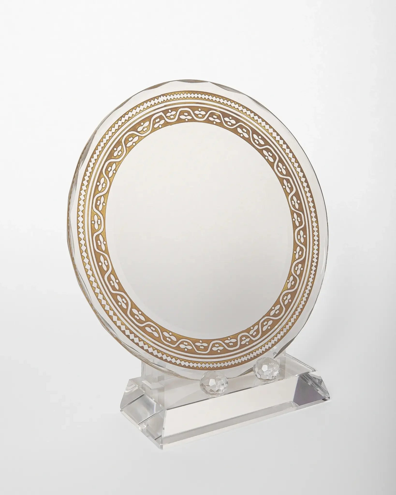 LARGE DECORATIVE CRYSTAL PLATE WITH BASE ATB-010