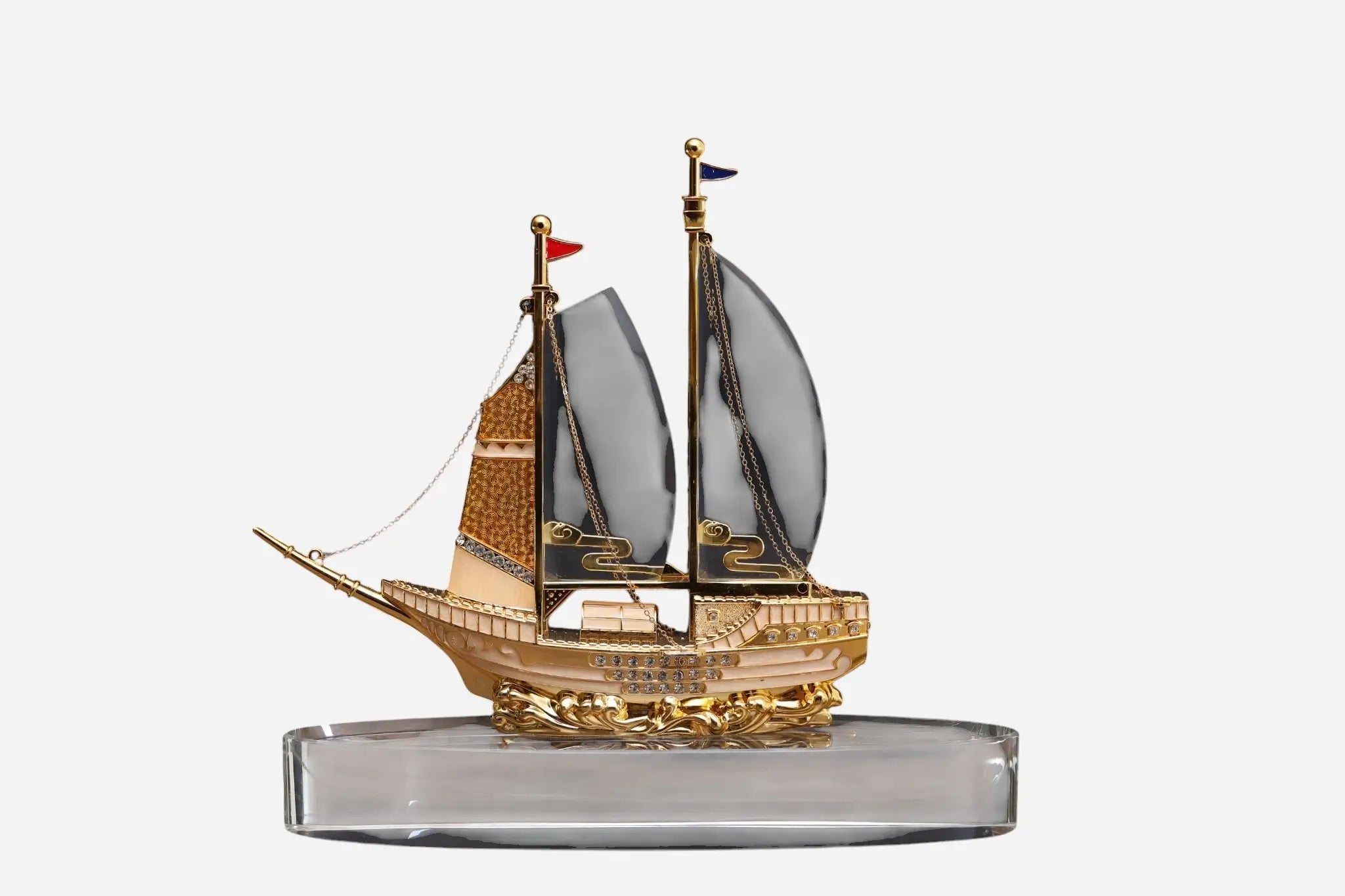 CRYSTAL SAILBOAT BOX-06