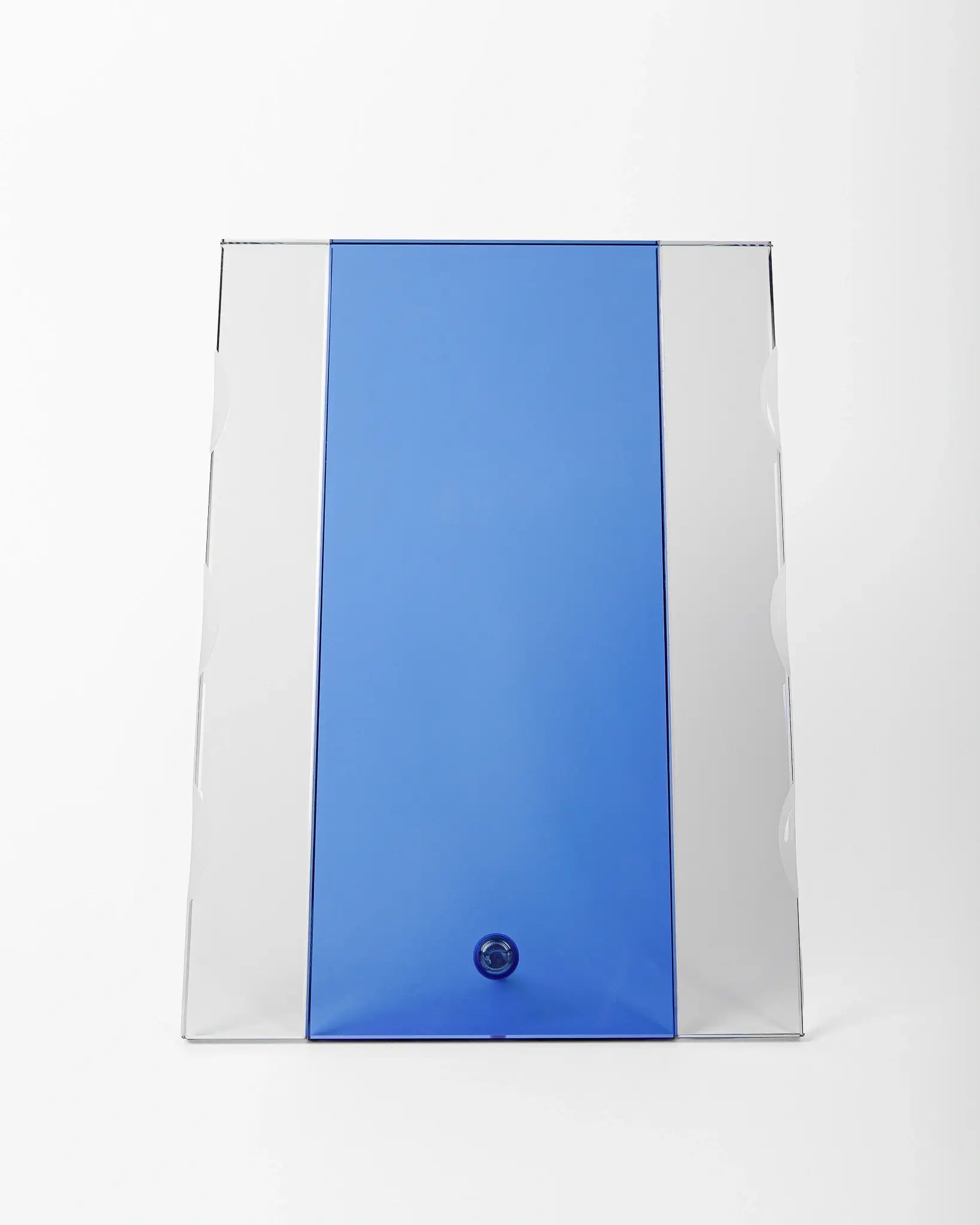 BLUE PIN CRYSTAL SHIELD BOX-16-1