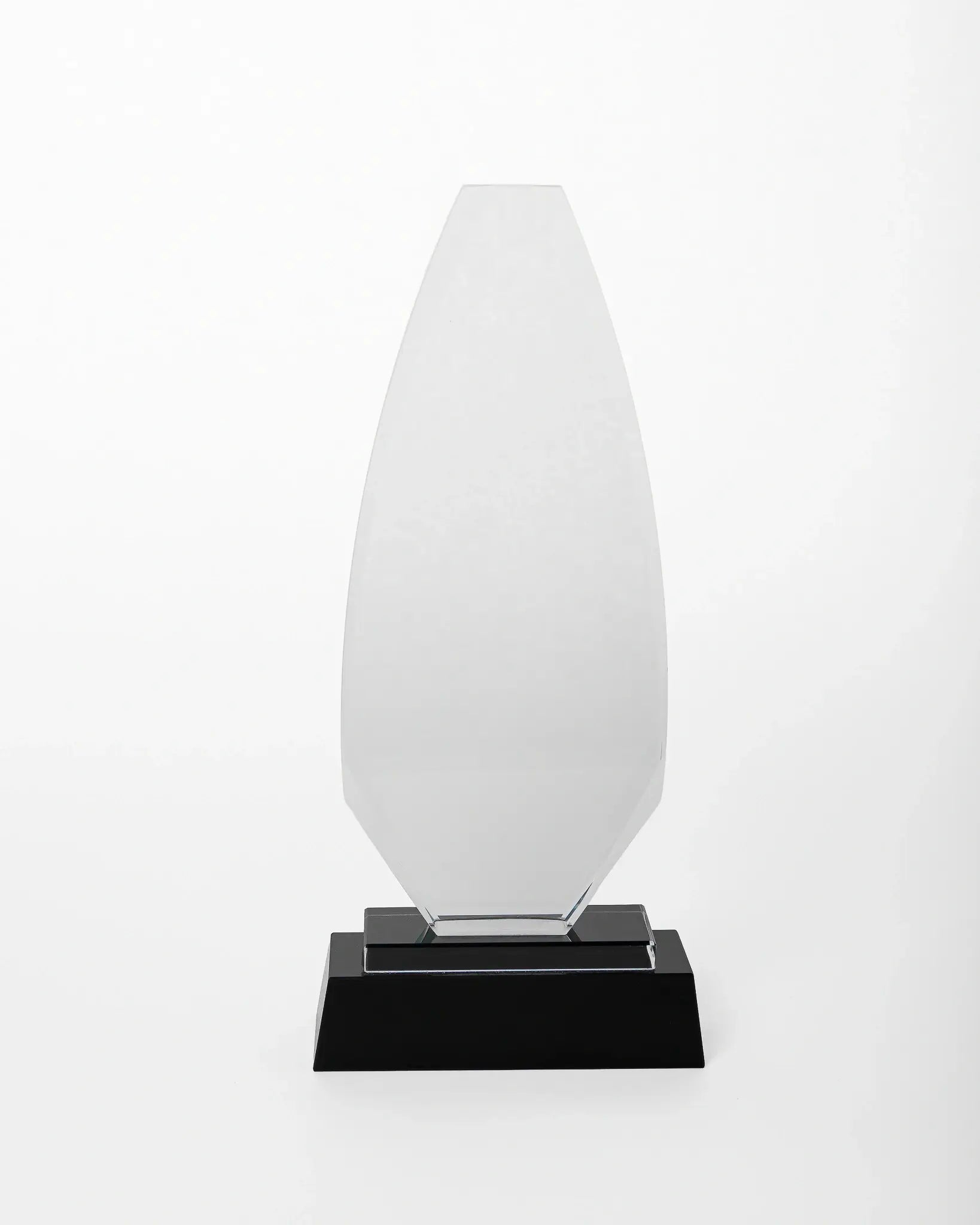 CRYSTAL OSCAR BOX-07