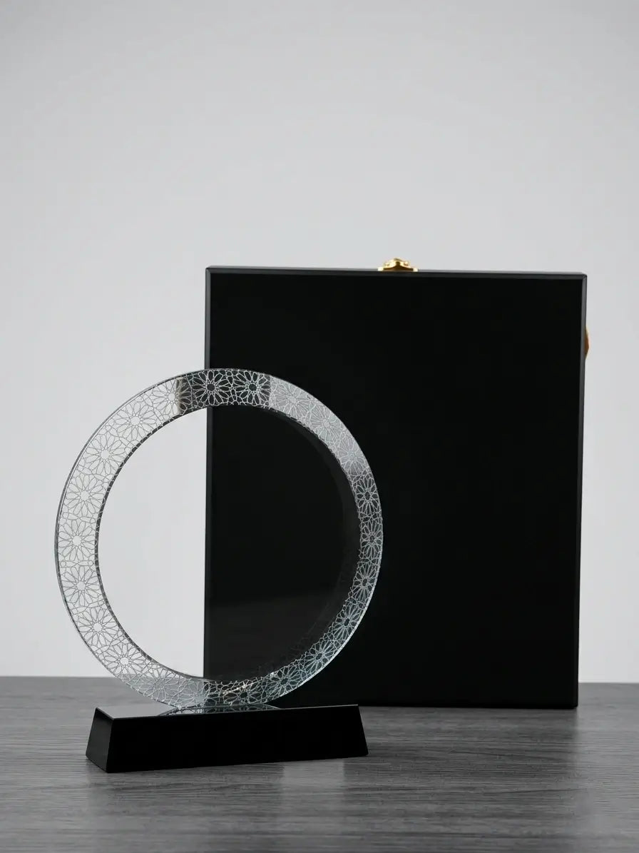 Decorative Round Crystal Award With Wooden Box C-1210