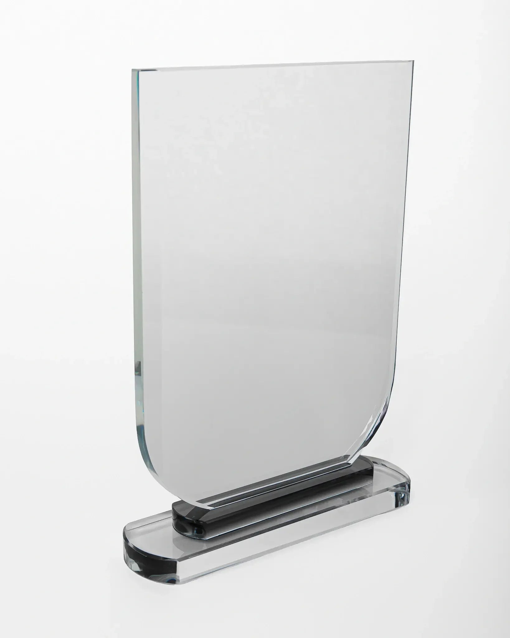 LARGE CRYSTAL AWARD WITH CLEAR BASE C-12