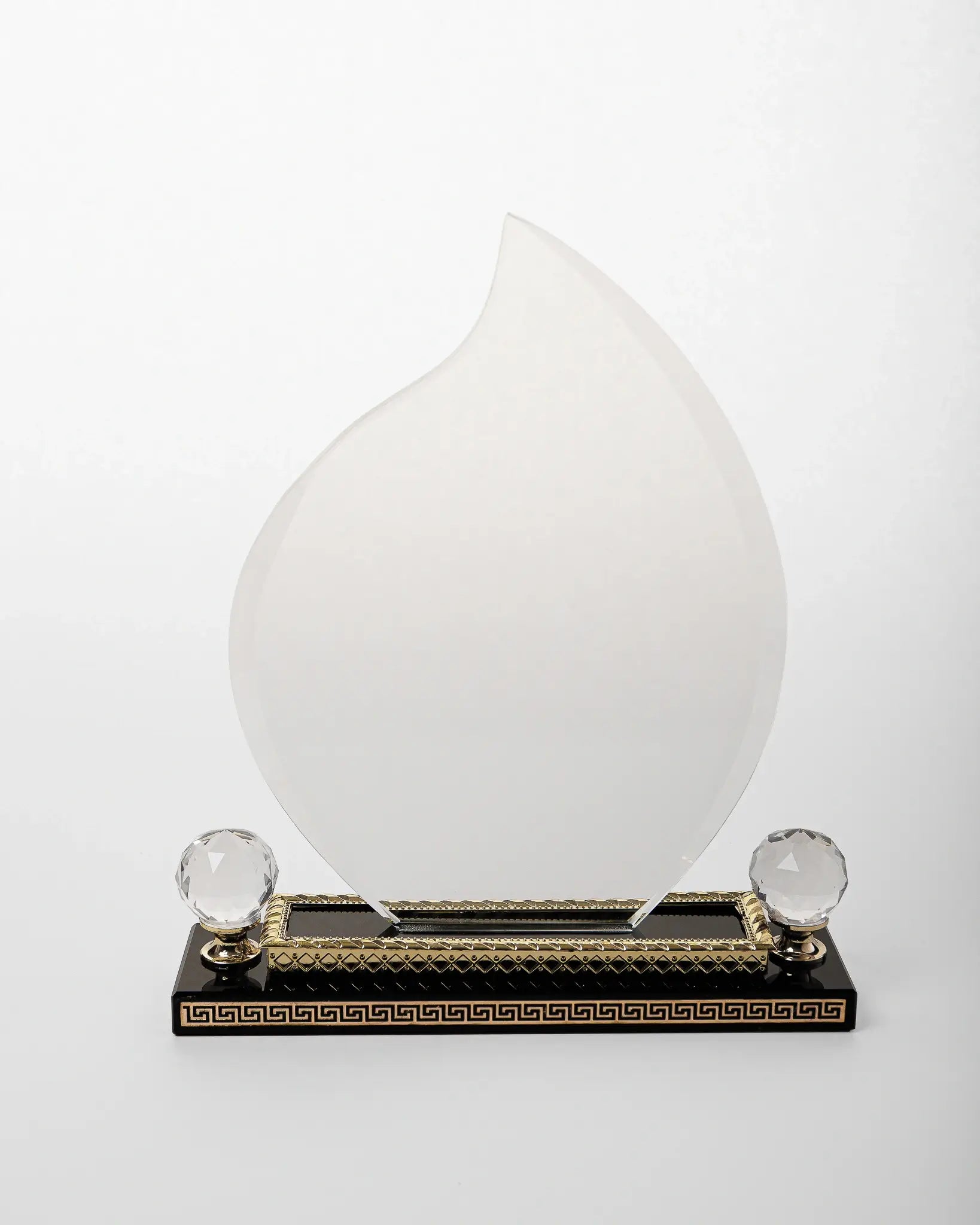 LARGE CRYSTAL AWARD WITH GOLD BASE C-23 ( WHOLESALE )