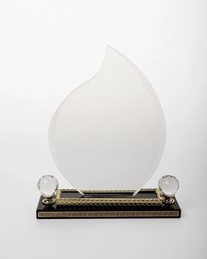 LARGE CRYSTAL AWARD WITH GOLD BASE C-23