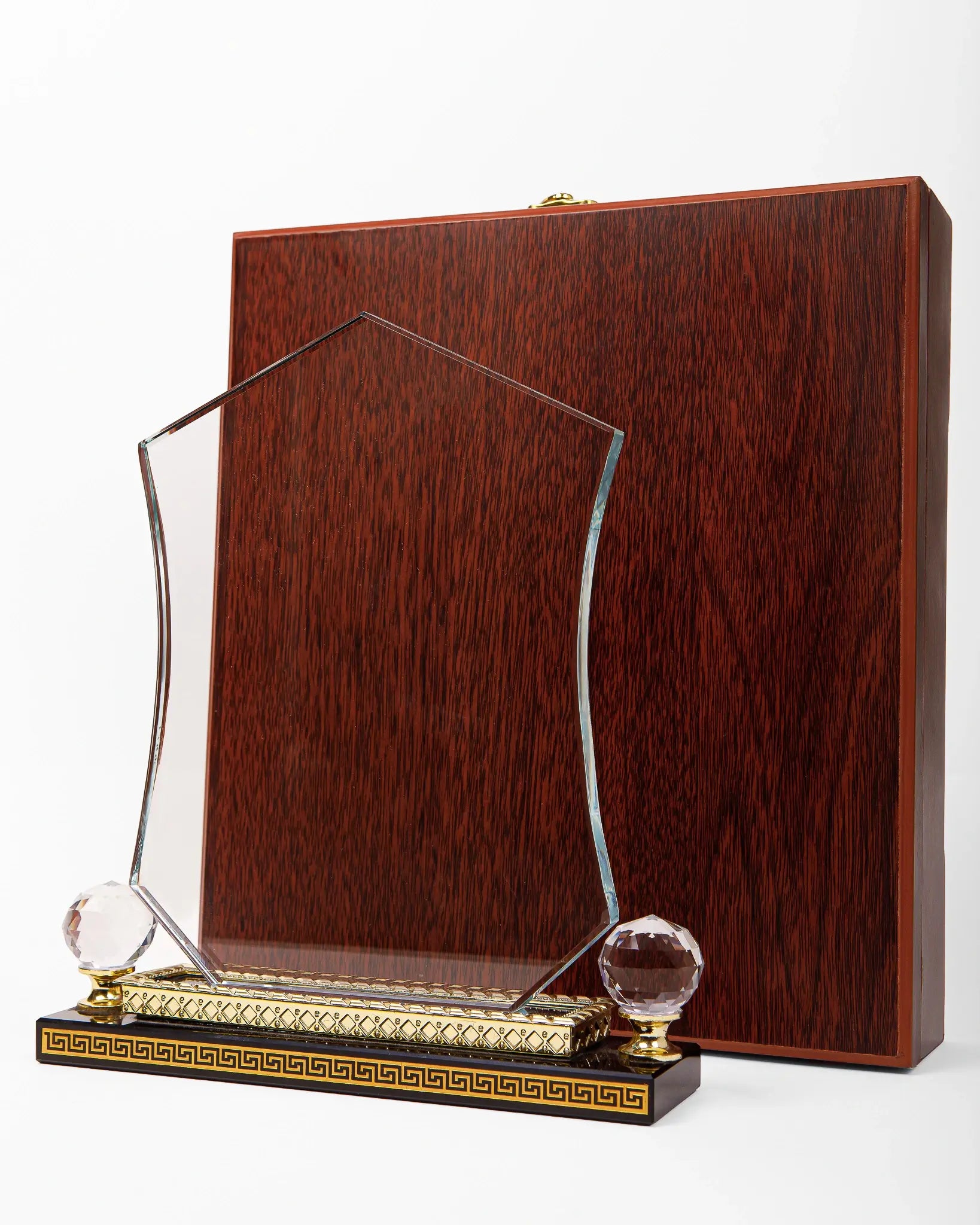 LARGE CRYSTAL AWARD WITH GOLD BASE C-24 ( WHOLESALE )