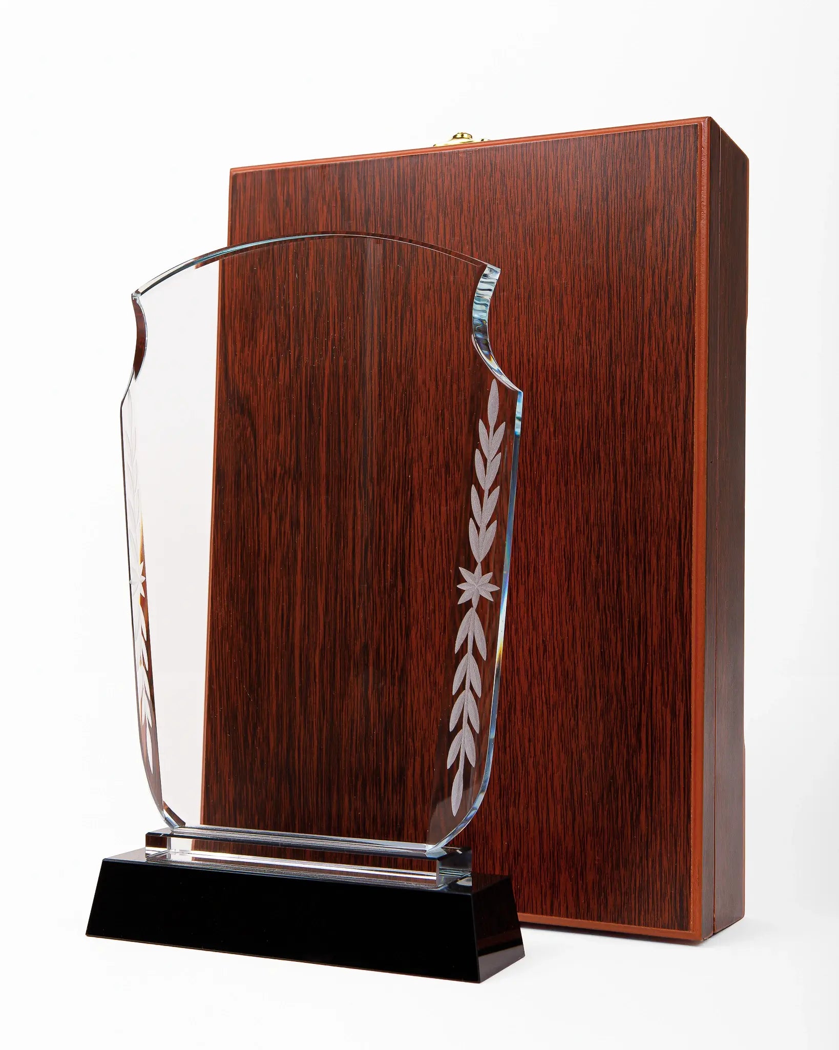 CRYSTAL AWARD WITH BLACK BASE C-43