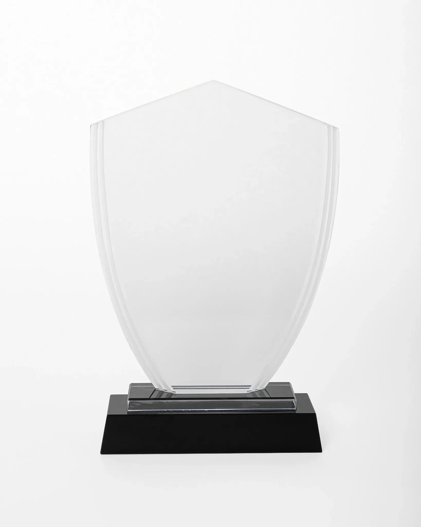 CRYSTAL AWARD WITH BLACK BASE C-44