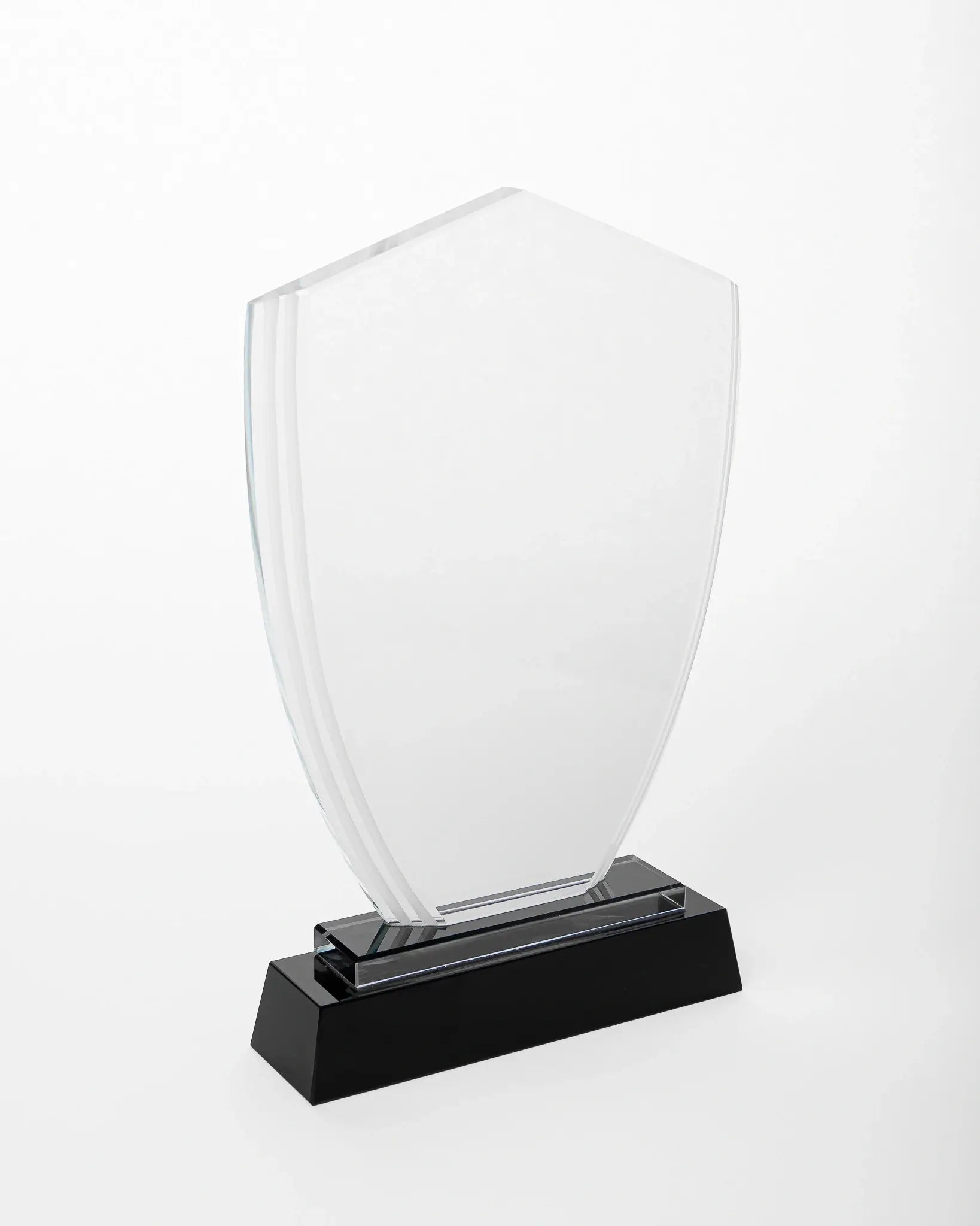 CRYSTAL AWARD WITH BLACK BASE C-44