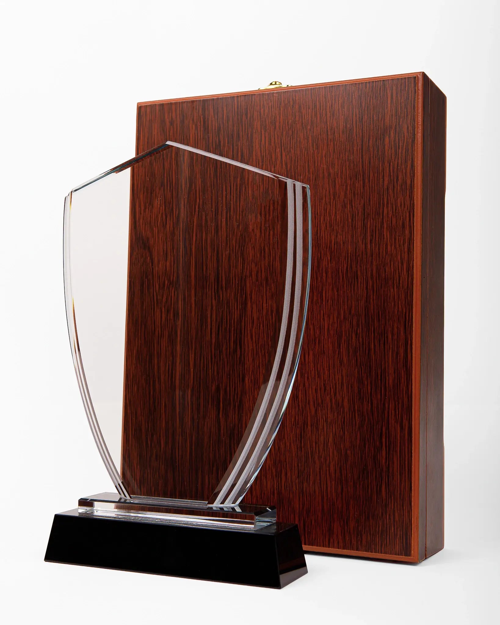 CRYSTAL AWARD WITH BLACK BASE C-44