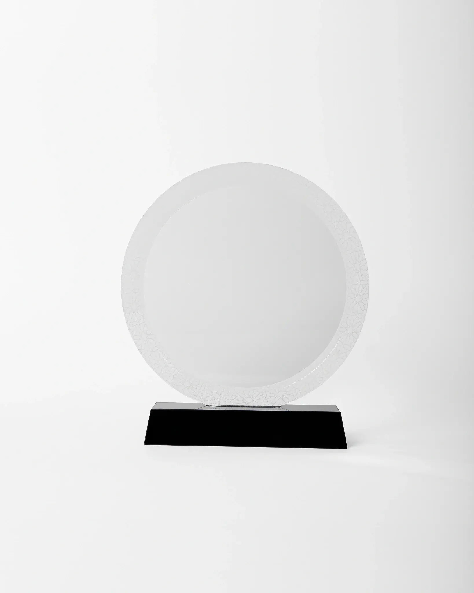 ROUND CRYSTAL AWARD WITH WOODEN BOX C-51