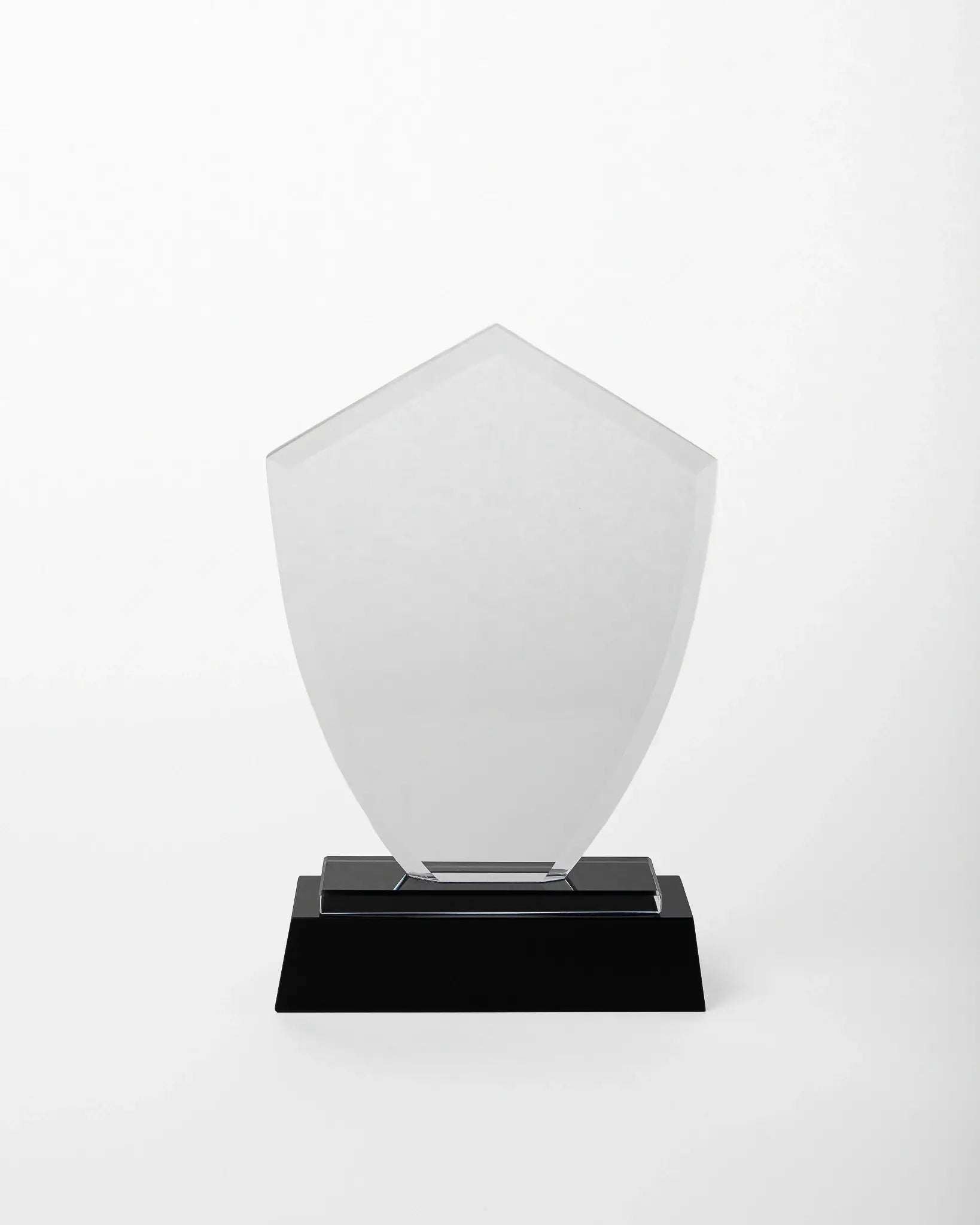 MEDIUM CRYSTAL AWARD WITH BLACK BASE C-6 ( WHOLESALE )