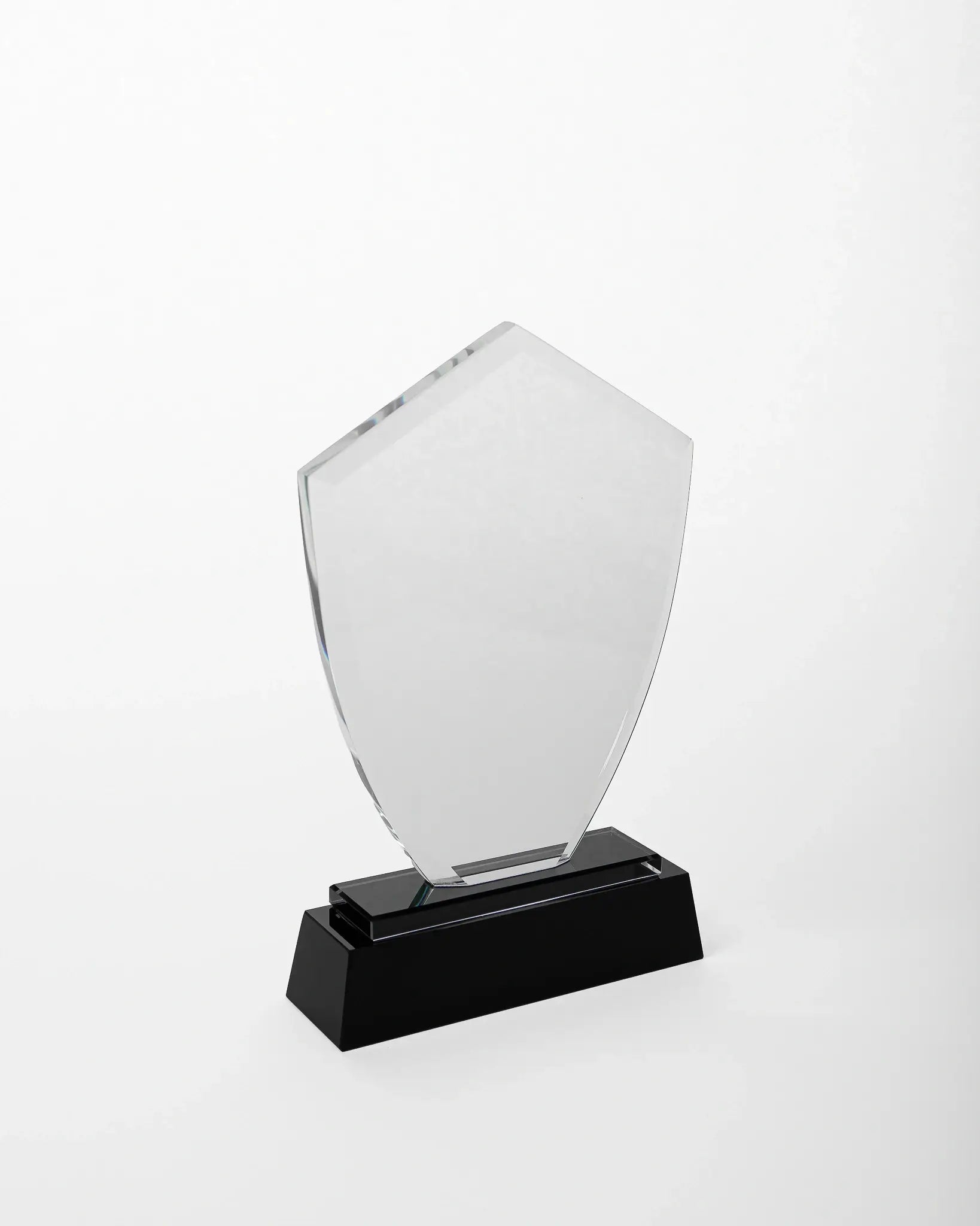 MEDIUM CRYSTAL AWARD WITH BLACK BASE C-6 ( WHOLESALE )