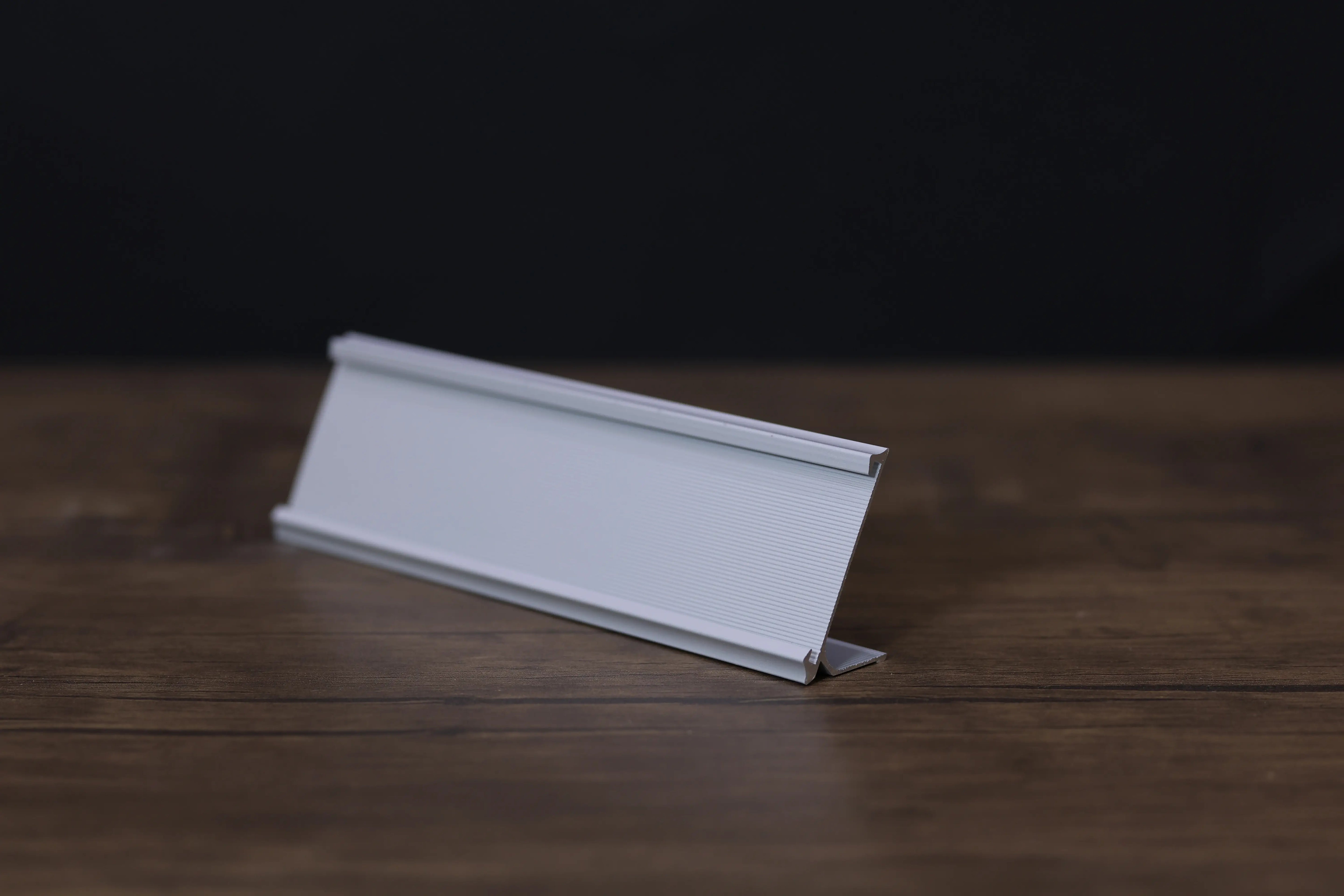 SILVER ALUMINUM STAND – 5×20 CM F-16