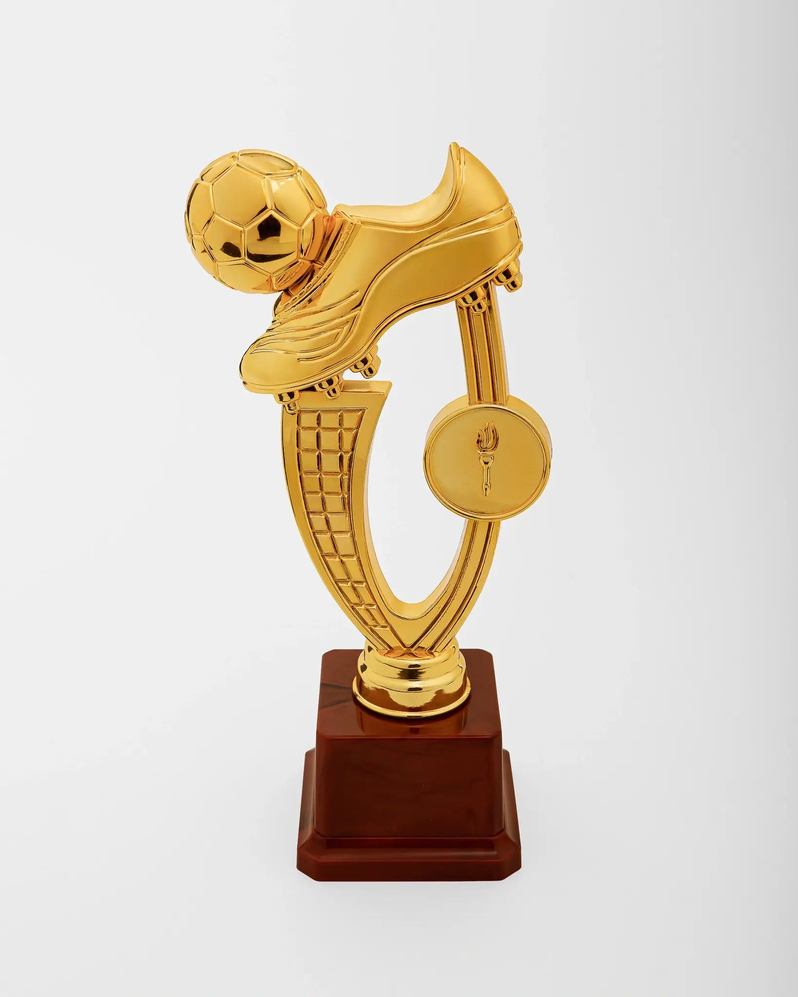 LARGE GOLD OSCAR TROPHY K-22