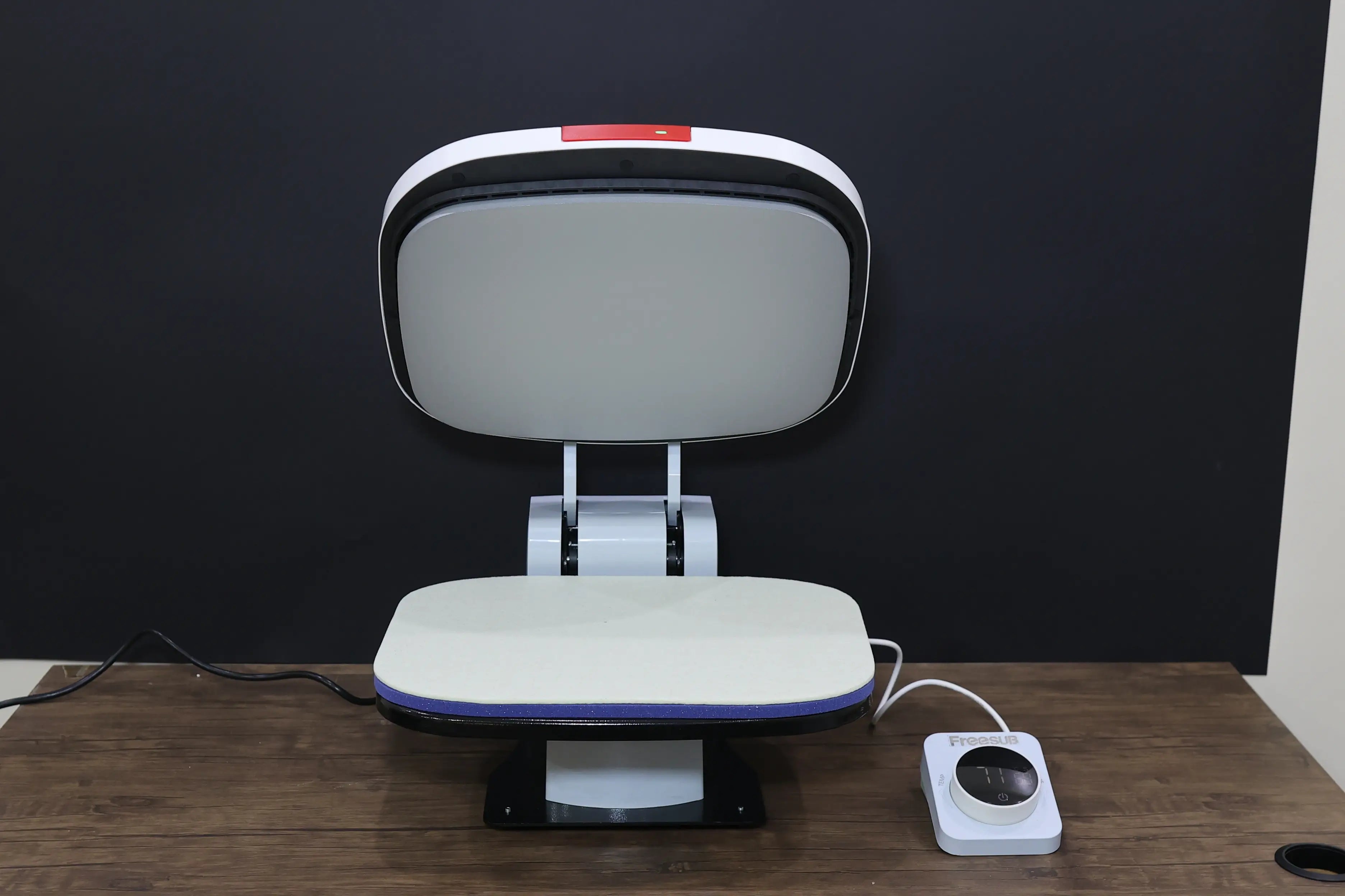BUTTON HEAT PRESS MACHINE MN-07 ( WHOLESALE  )