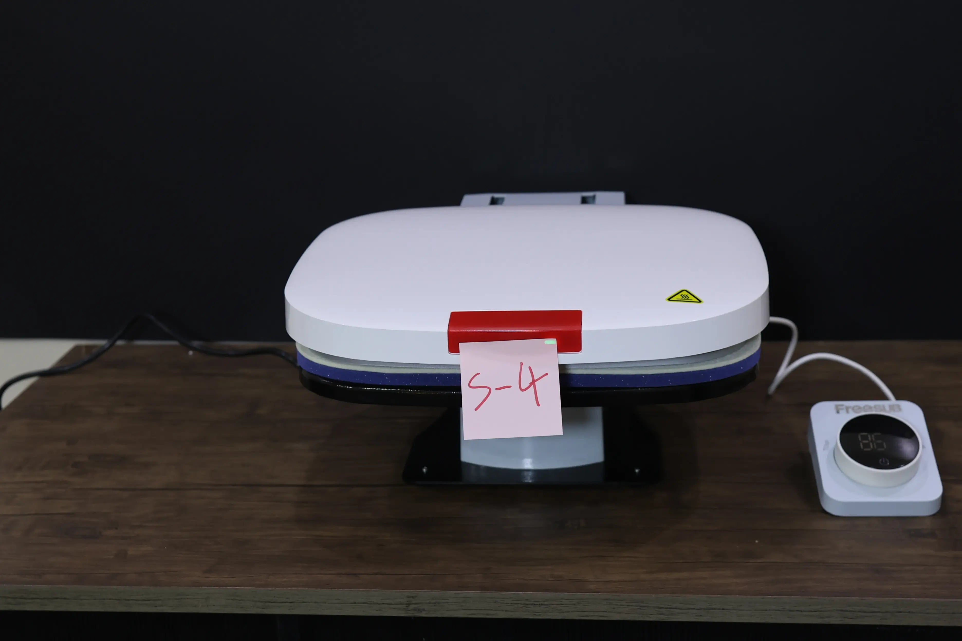 AUTOMATIC WHITE HEAT PRESS MACHINE S-4 ( WHOLESALE  )