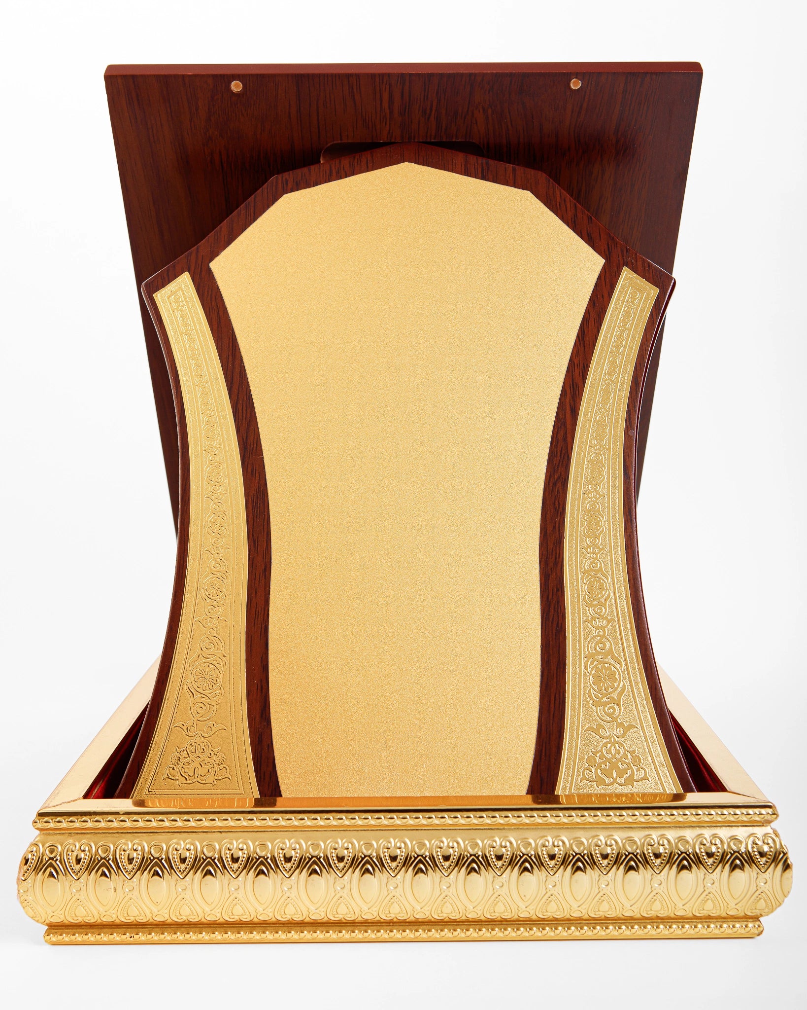 WOODEN QURAN AWARD WITH GOLD FINISH W-28