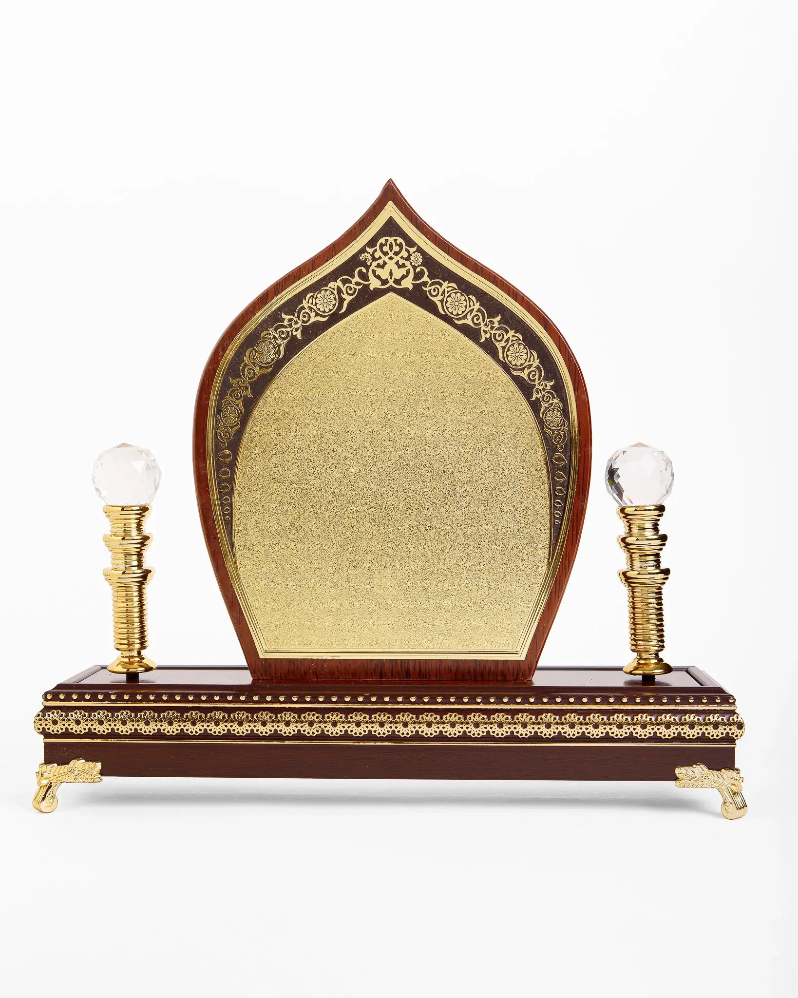 MEDIUM WOODEN GATE AWARD WITH GOLD FINISH W-32
