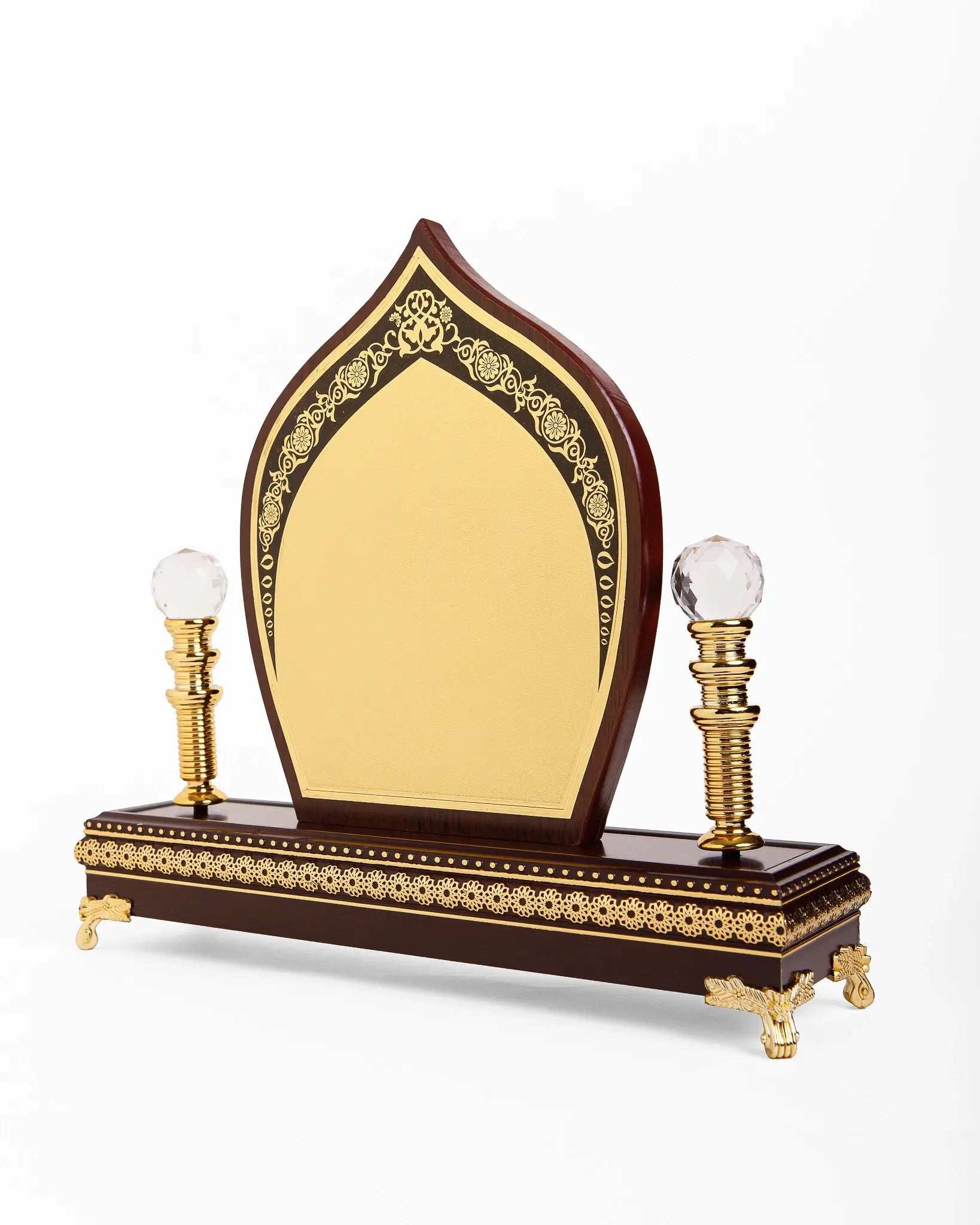 MEDIUM WOODEN GATE AWARD WITH GOLD FINISH W-32