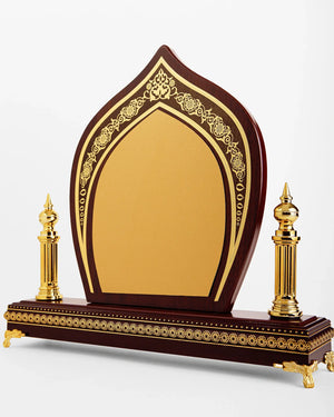 LARGE WOODEN GATE AWARD W-4001