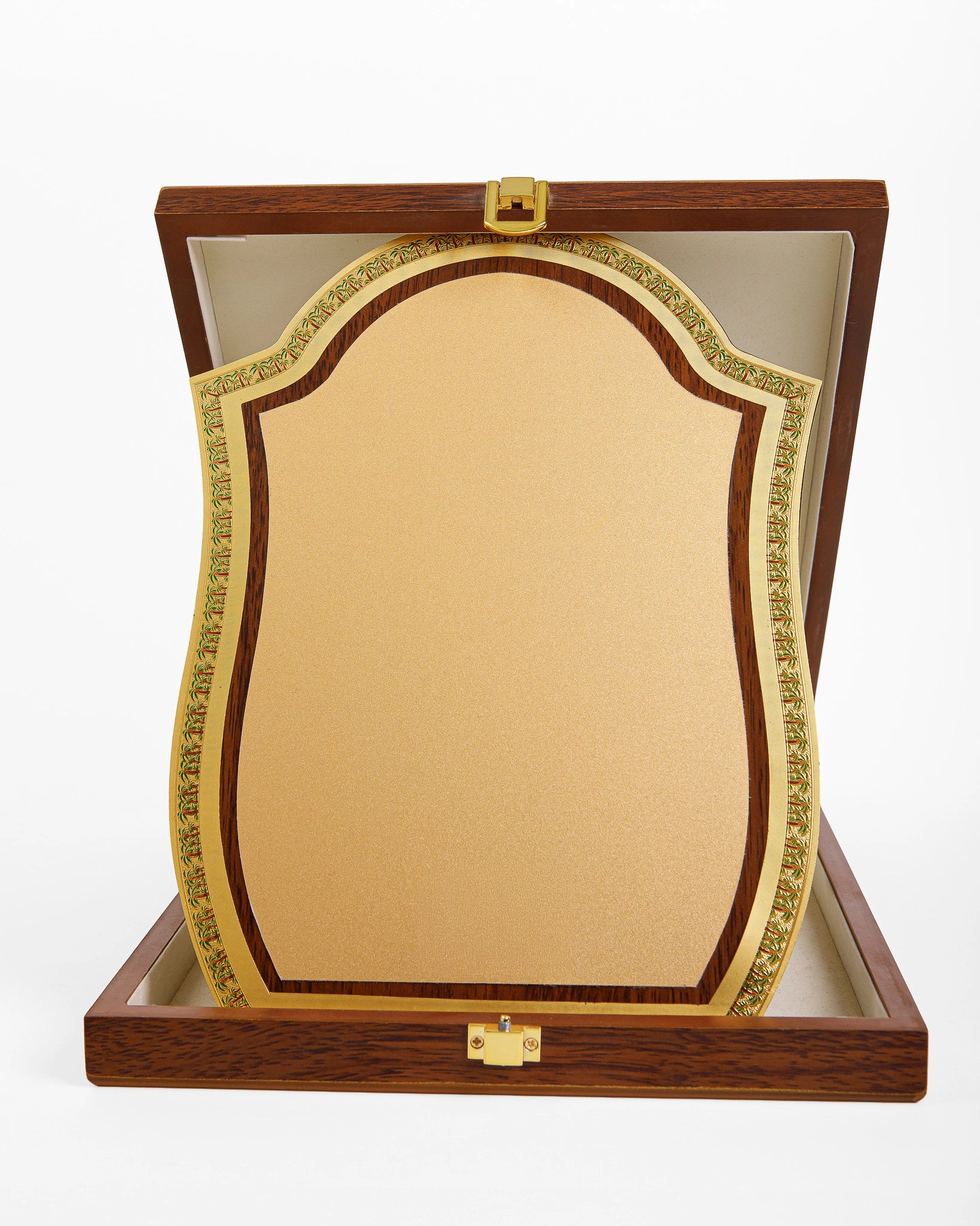 MEDIUM WOODEN AWARD WITH FRAME WW-20