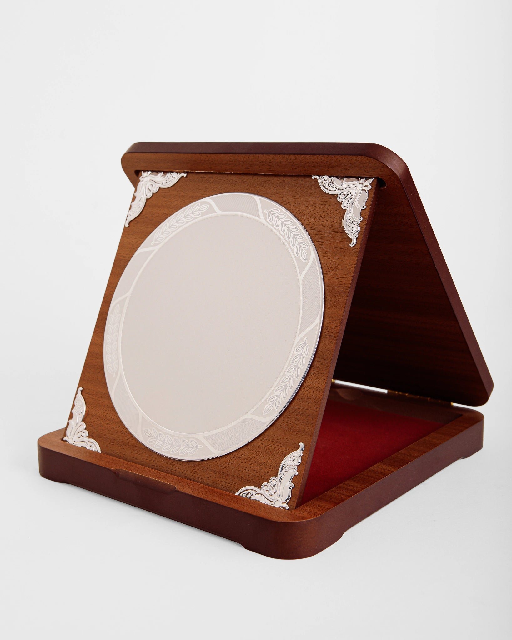 WOODEN AWARD WITH GOLD EMBLEM WW-25S ( WHOLESALE )