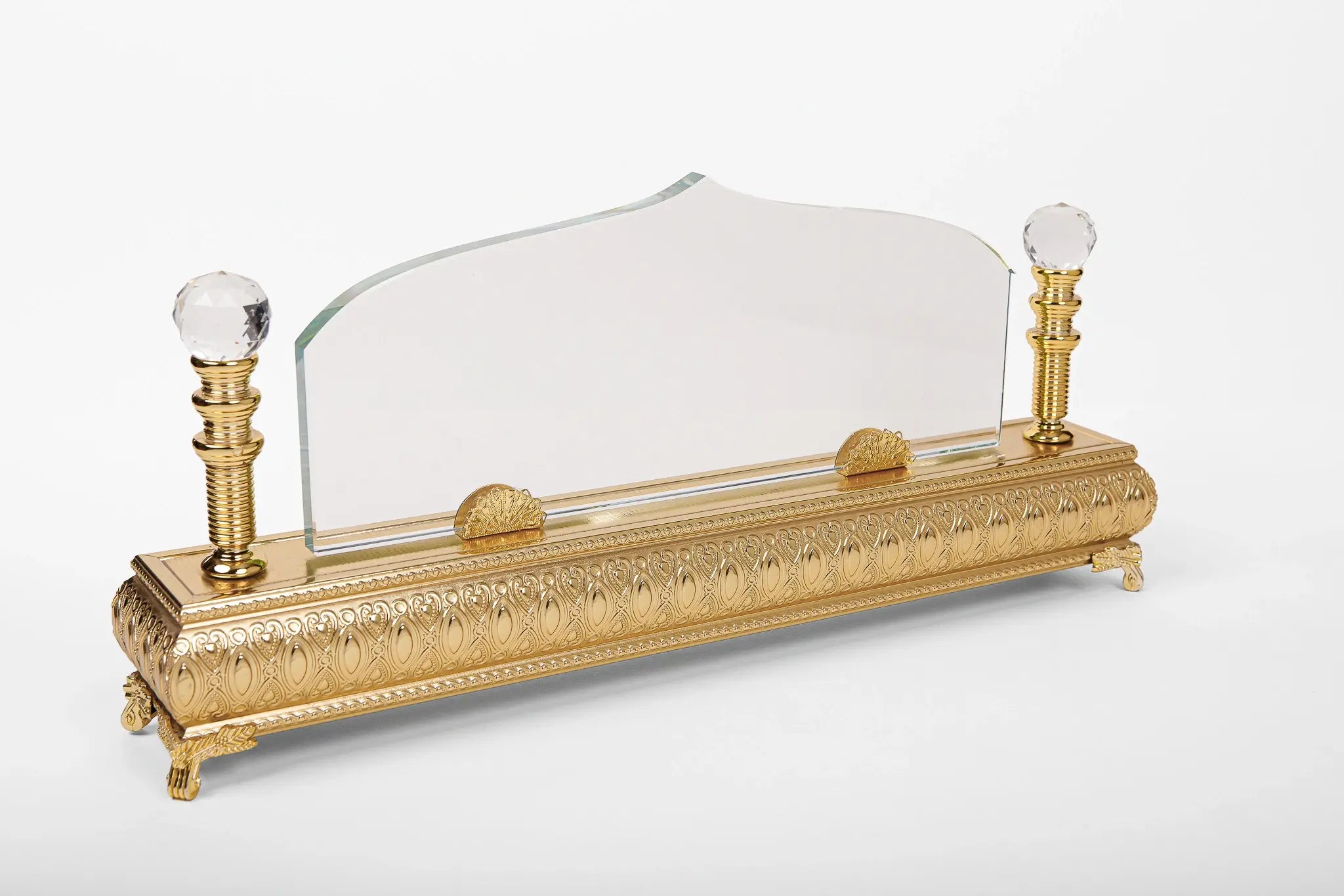 GOLD CRYSTAL DESK PYRAMID W-13