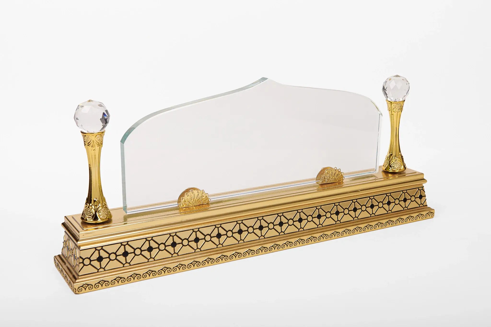 GOLD CRYSTAL DESK PYRAMID W-24